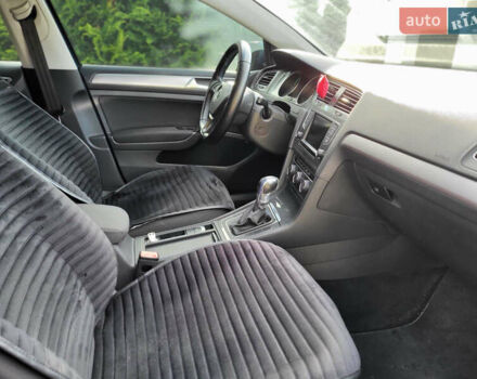 Синий Фольксваген e-Golf, объемом двигателя 0 л и пробегом 100 тыс. км за 8000 $, фото 23 на Automoto.ua