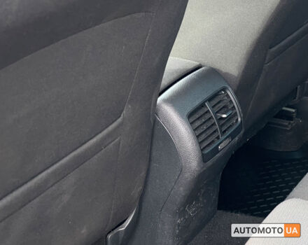 Синій Фольксваген e-Golf, об'ємом двигуна 24 л та пробігом 124 тис. км за 9500 $, фото 24 на Automoto.ua