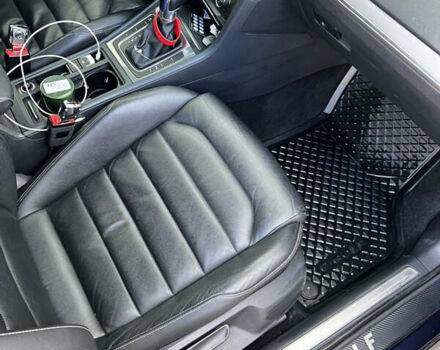 Синий Фольксваген e-Golf, объемом двигателя 0 л и пробегом 108 тыс. км за 9999 $, фото 12 на Automoto.ua