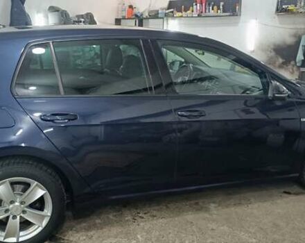Синий Фольксваген e-Golf, объемом двигателя 0 л и пробегом 80 тыс. км за 8999 $, фото 22 на Automoto.ua