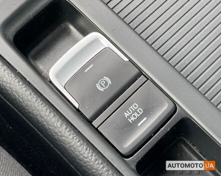 Синій Фольксваген e-Golf, об'ємом двигуна 24 л та пробігом 124 тис. км за 9500 $, фото 21 на Automoto.ua