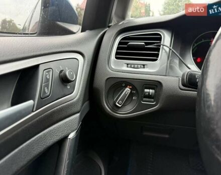 Синій Фольксваген e-Golf, об'ємом двигуна 0 л та пробігом 165 тис. км за 8500 $, фото 18 на Automoto.ua
