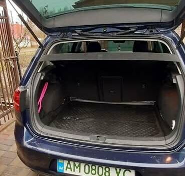 Синий Фольксваген e-Golf, объемом двигателя 0 л и пробегом 115 тыс. км за 10500 $, фото 14 на Automoto.ua