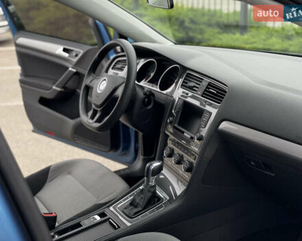 Синій Фольксваген e-Golf, об'ємом двигуна 0 л та пробігом 55 тис. км за 9300 $, фото 25 на Automoto.ua