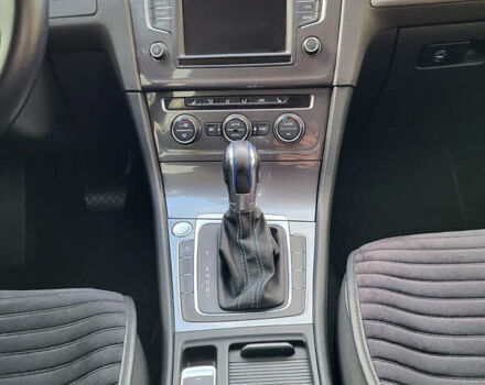 Синий Фольксваген e-Golf, объемом двигателя 0 л и пробегом 100 тыс. км за 8000 $, фото 20 на Automoto.ua