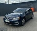 Синий Фольксваген e-Golf, объемом двигателя 0 л и пробегом 180 тыс. км за 9700 $, фото 1 на Automoto.ua