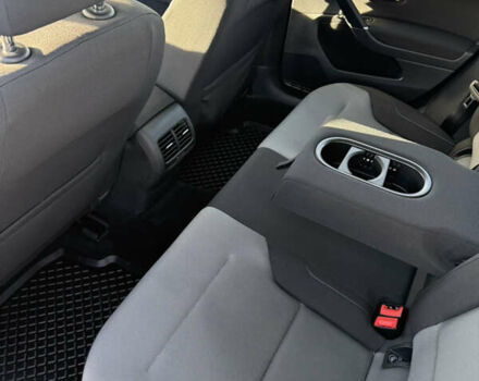 Синий Фольксваген e-Golf, объемом двигателя 0 л и пробегом 58 тыс. км за 9500 $, фото 16 на Automoto.ua