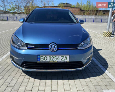 Синий Фольксваген e-Golf, объемом двигателя 0 л и пробегом 55 тыс. км за 14100 $, фото 10 на Automoto.ua