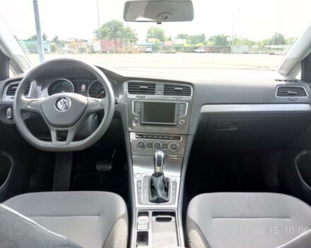 Синий Фольксваген e-Golf, объемом двигателя 0 л и пробегом 18 тыс. км за 23700 $, фото 23 на Automoto.ua