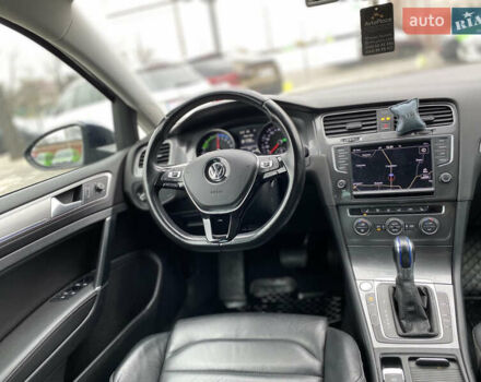 Синий Фольксваген e-Golf, объемом двигателя 0 л и пробегом 159 тыс. км за 7899 $, фото 47 на Automoto.ua