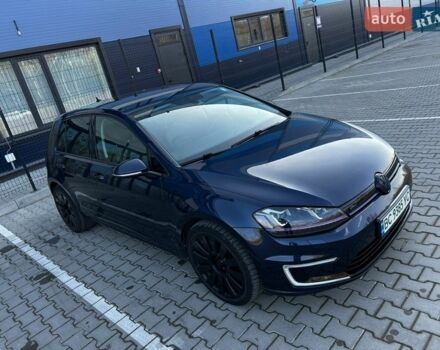 Синий Фольксваген e-Golf, объемом двигателя 0 л и пробегом 87 тыс. км за 8799 $, фото 14 на Automoto.ua