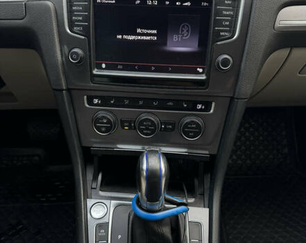 Синий Фольксваген e-Golf, объемом двигателя 0 л и пробегом 113 тыс. км за 8800 $, фото 25 на Automoto.ua