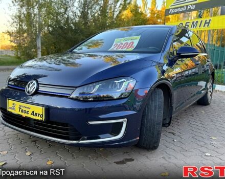 Синий Фольксваген e-Golf, объемом двигателя 85 л и пробегом 138 тыс. км за 9500 $, фото 1 на Automoto.ua