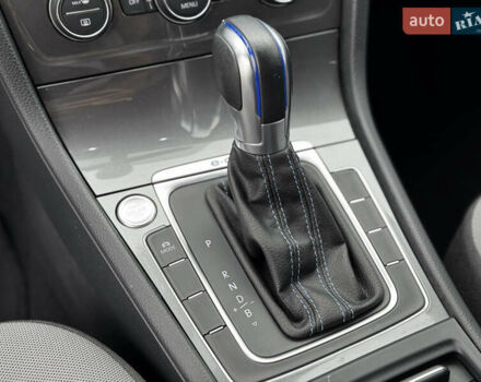 Синій Фольксваген e-Golf, об'ємом двигуна 0 л та пробігом 55 тис. км за 9300 $, фото 32 на Automoto.ua