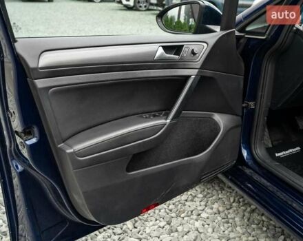 Синий Фольксваген e-Golf, объемом двигателя 0 л и пробегом 110 тыс. км за 15300 $, фото 44 на Automoto.ua
