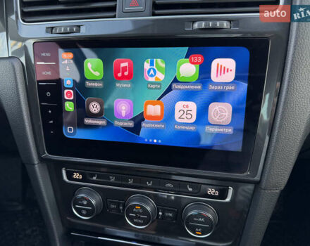 Синій Фольксваген e-Golf, об'ємом двигуна 0 л та пробігом 119 тис. км за 14200 $, фото 13 на Automoto.ua