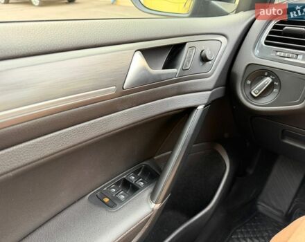 Синій Фольксваген e-Golf, об'ємом двигуна 0 л та пробігом 182 тис. км за 13800 $, фото 72 на Automoto.ua