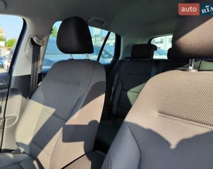 Синий Фольксваген e-Golf, объемом двигателя 0 л и пробегом 104 тыс. км за 14599 $, фото 25 на Automoto.ua