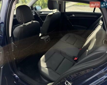 Синій Фольксваген e-Golf, об'ємом двигуна 0 л та пробігом 88 тис. км за 11500 $, фото 10 на Automoto.ua