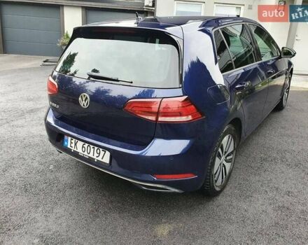 Синий Фольксваген e-Golf, объемом двигателя 0 л и пробегом 152 тыс. км за 11999 $, фото 4 на Automoto.ua