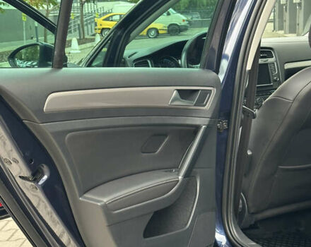 Синий Фольксваген e-Golf, объемом двигателя 0 л и пробегом 70 тыс. км за 12700 $, фото 22 на Automoto.ua