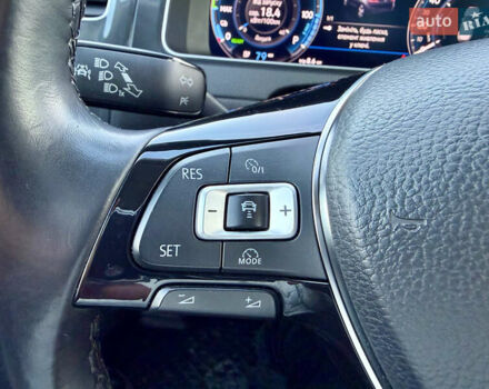 Синій Фольксваген e-Golf, об'ємом двигуна 0 л та пробігом 119 тис. км за 14200 $, фото 22 на Automoto.ua