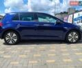 Синий Фольксваген e-Golf, объемом двигателя 0 л и пробегом 146 тыс. км за 13800 $, фото 2 на Automoto.ua