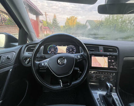 Синій Фольксваген e-Golf, об'ємом двигуна 0 л та пробігом 135 тис. км за 12400 $, фото 22 на Automoto.ua