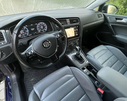 Синій Фольксваген e-Golf, об'ємом двигуна 0 л та пробігом 135 тис. км за 12400 $, фото 18 на Automoto.ua