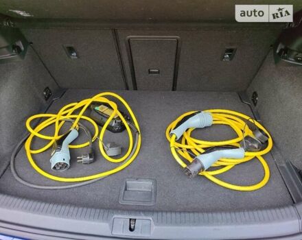 Синій Фольксваген e-Golf, об'ємом двигуна 0 л та пробігом 140 тис. км за 12000 $, фото 33 на Automoto.ua