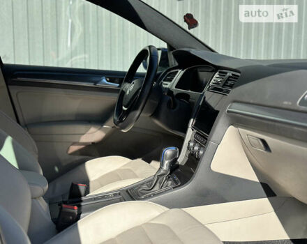 Синій Фольксваген e-Golf, об'ємом двигуна 0 л та пробігом 120 тис. км за 14500 $, фото 13 на Automoto.ua