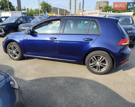 Синий Фольксваген e-Golf, объемом двигателя 0 л и пробегом 104 тыс. км за 14599 $, фото 1 на Automoto.ua