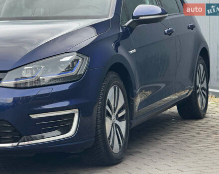 Синий Фольксваген e-Golf, объемом двигателя 0 л и пробегом 100 тыс. км за 14500 $, фото 28 на Automoto.ua