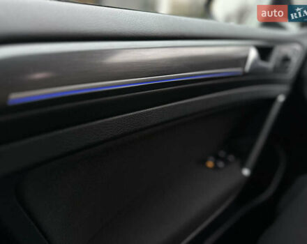 Синий Фольксваген e-Golf, объемом двигателя 0 л и пробегом 138 тыс. км за 12900 $, фото 28 на Automoto.ua