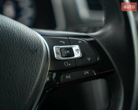 Синий Фольксваген e-Golf, объемом двигателя 0 л и пробегом 110 тыс. км за 15300 $, фото 33 на Automoto.ua