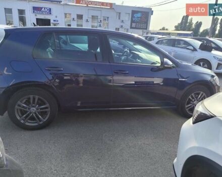 Синий Фольксваген e-Golf, объемом двигателя 0 л и пробегом 104 тыс. км за 14599 $, фото 8 на Automoto.ua