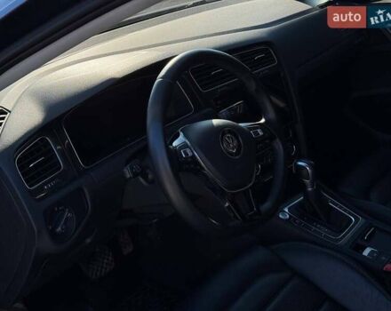 Синий Фольксваген e-Golf, объемом двигателя 0 л и пробегом 134 тыс. км за 13500 $, фото 17 на Automoto.ua