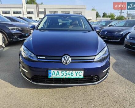 Синий Фольксваген e-Golf, объемом двигателя 0 л и пробегом 104 тыс. км за 14599 $, фото 13 на Automoto.ua