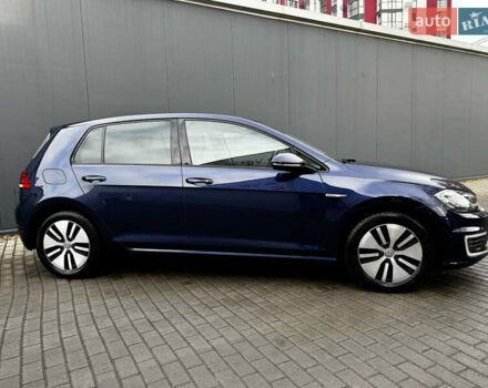 Синий Фольксваген e-Golf, объемом двигателя 0 л и пробегом 100 тыс. км за 14500 $, фото 26 на Automoto.ua