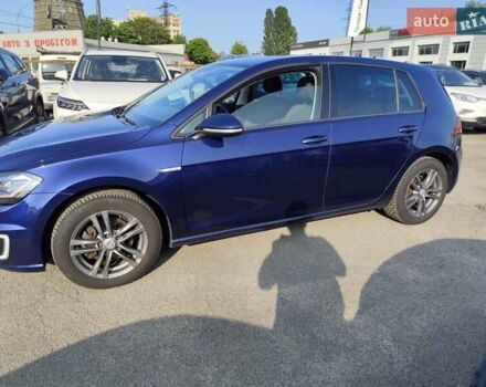 Синий Фольксваген e-Golf, объемом двигателя 0 л и пробегом 104 тыс. км за 14599 $, фото 2 на Automoto.ua