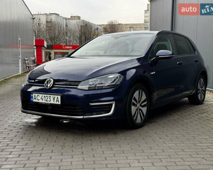 Синий Фольксваген e-Golf, объемом двигателя 0 л и пробегом 100 тыс. км за 14500 $, фото 29 на Automoto.ua