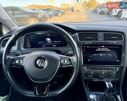 Синій Фольксваген e-Golf, об'ємом двигуна 0 л та пробігом 119 тис. км за 14200 $, фото 16 на Automoto.ua