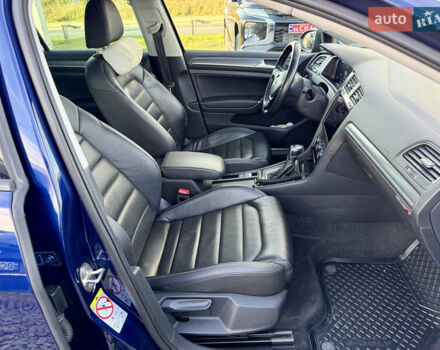 Синий Фольксваген e-Golf, объемом двигателя 0 л и пробегом 119 тыс. км за 14200 $, фото 10 на Automoto.ua