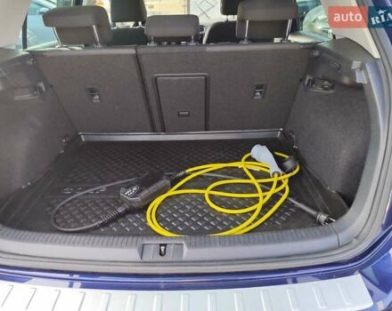 Синий Фольксваген e-Golf, объемом двигателя 0 л и пробегом 104 тыс. км за 14599 $, фото 36 на Automoto.ua