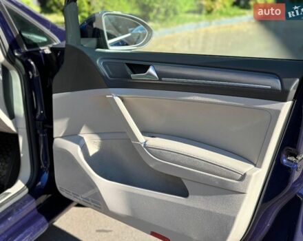 Синій Фольксваген e-Golf, об'ємом двигуна 0 л та пробігом 124 тис. км за 14999 $, фото 12 на Automoto.ua