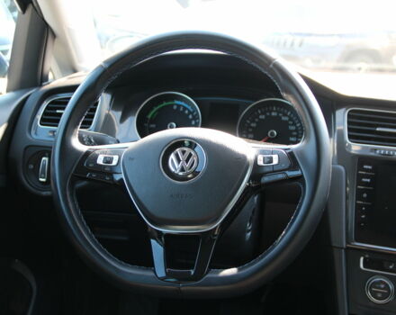 Синий Фольксваген e-Golf, объемом двигателя 0 л и пробегом 153 тыс. км за 12600 $, фото 13 на Automoto.ua