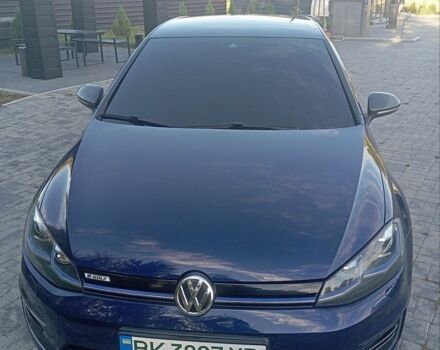 Синий Фольксваген e-Golf, объемом двигателя 0 л и пробегом 180 тыс. км за 12500 $, фото 1 на Automoto.ua