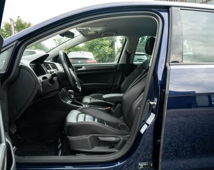 Синий Фольксваген e-Golf, объемом двигателя 0 л и пробегом 110 тыс. км за 15300 $, фото 23 на Automoto.ua