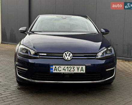 Синий Фольксваген e-Golf, объемом двигателя 0 л и пробегом 100 тыс. км за 14500 $, фото 30 на Automoto.ua