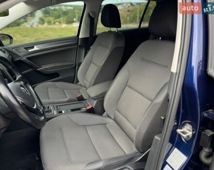 Синий Фольксваген e-Golf, объемом двигателя 0 л и пробегом 124 тыс. км за 13999 $, фото 16 на Automoto.ua